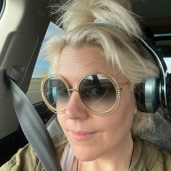 Meet your Posher, Gina - Picture 6 of 16